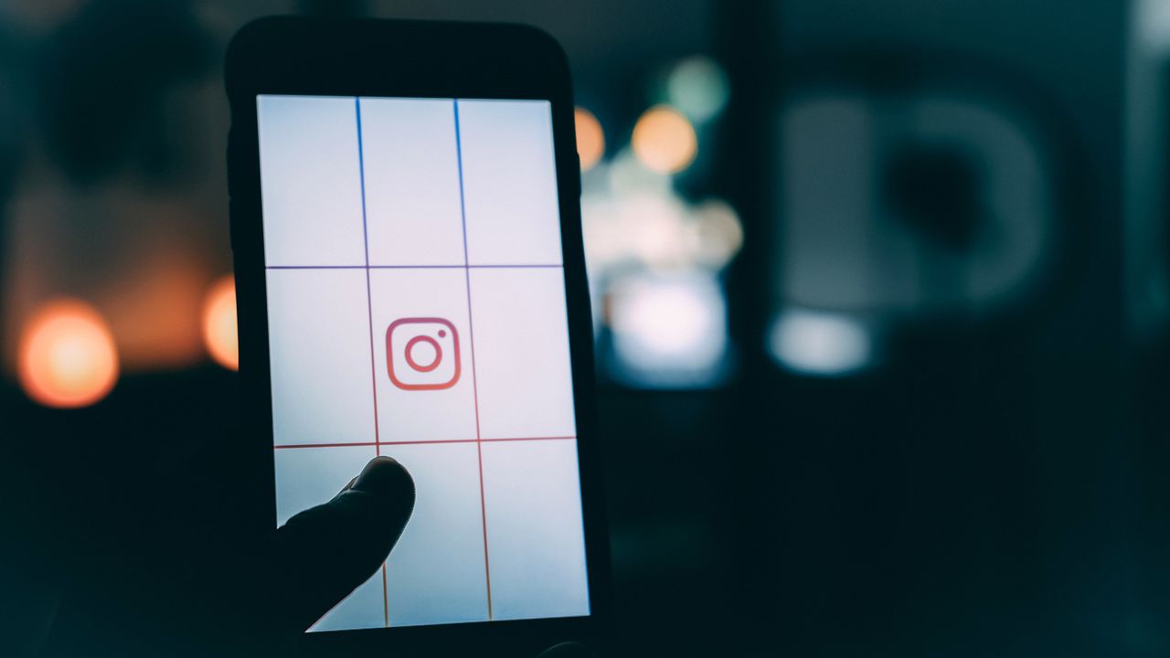 Instagram i głupawe żarty z pandemii. Serwis stanowczo interweniuje