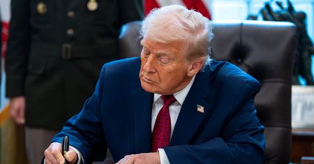 Trump podpisał. USA przejmą kontrolę nad środkami za ropę z Wenezueli