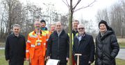 Małogoszcz: Drzewa upamiętniają zakończenie kluczowych inwestycji