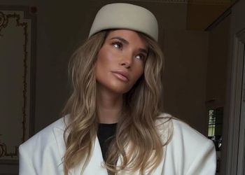 Modna alternatywa dla czapki. Toczek powraca w nowoczesnym wydaniu