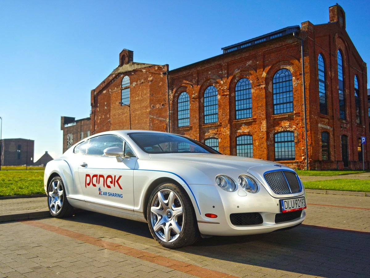 Bentley Continental GT na minuty. Panek Carsharing zaszalał