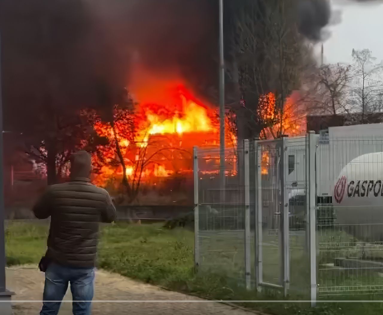 Olbrzymi pożar na stacji Poznań Górczyn
