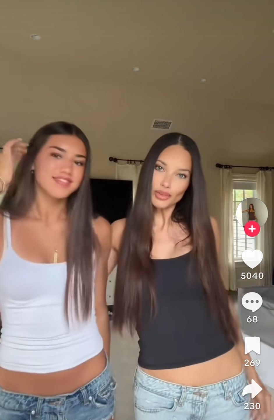 Adriana Lima z córką