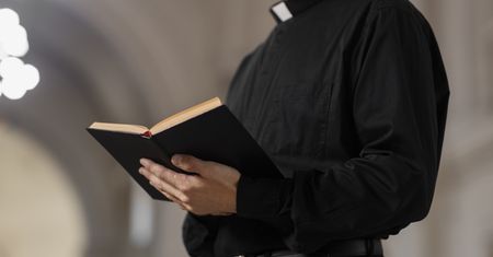 Procesja pokutna ulicami Płocka w Środę Popielcową