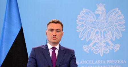 Międzynarodowy skandal. Były premier Estonii wyrzucony z samolotu