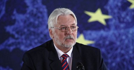Witold Waszczykowski pod wpływem alkoholu w radiu? Europoseł odpowiada