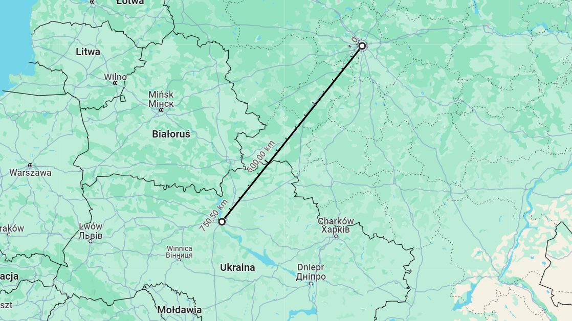 The distance between Moscow and Kiev is about 750 km. That's enough for the AQ 400 "Kosa" drone to cover this route.