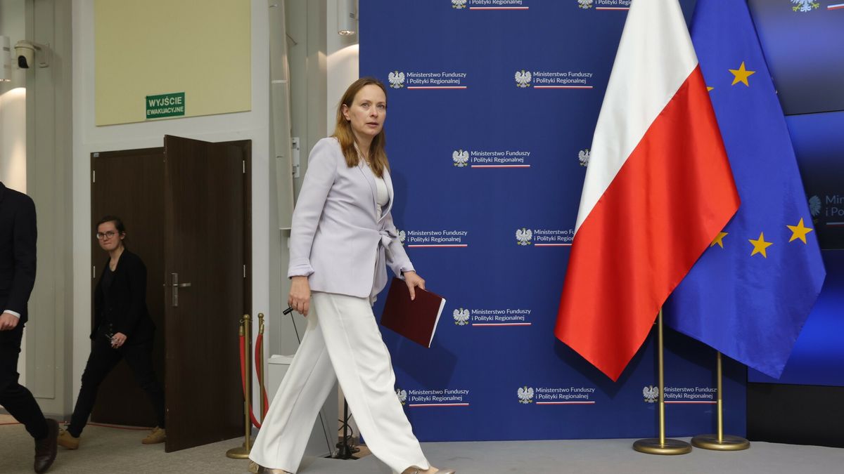 Dofinansowanie turystyki z KPO - konferencja minister Pe?czy?skiej-Na?ecz
12.08.2025 Warszawa Konferencja ministry Funduszy i Polityki Regionalnej Katarzyny Pelczynskiej-Nalecz Fot. Jacek Dominski/REPORTER
N/z Katarzyna Pelczynska-Nalecz
Jacek Dominski/REPORTER