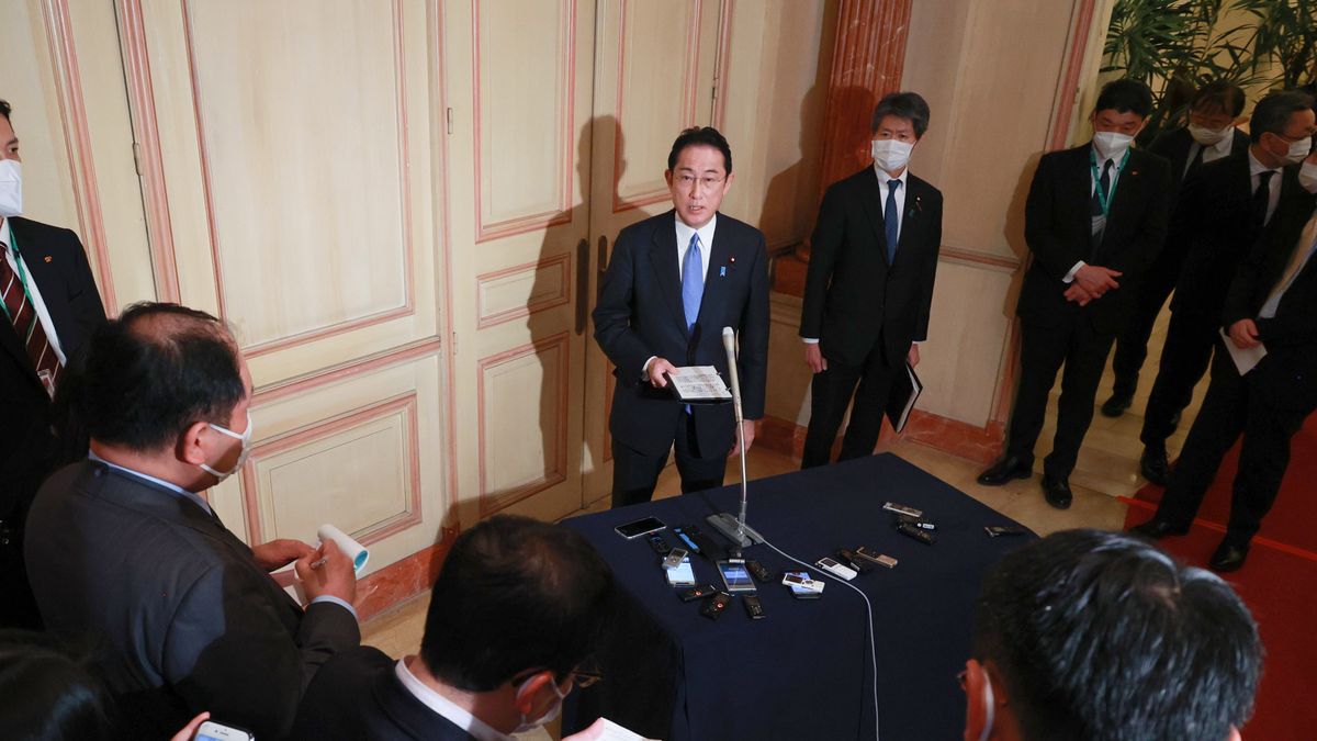 Japoński premier przestrzegł przed użyciem broni masowego rażenia