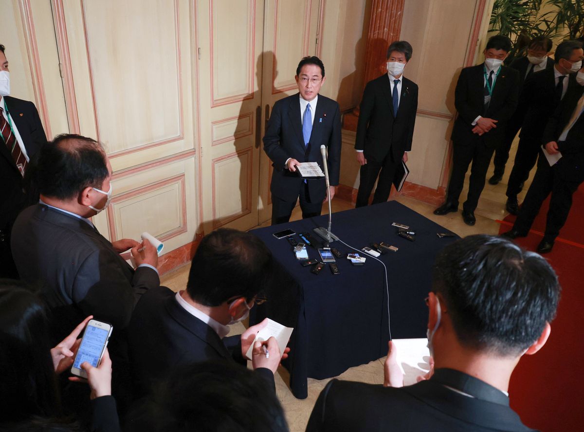 Japoński premier przestrzegł przed użyciem broni masowego rażenia