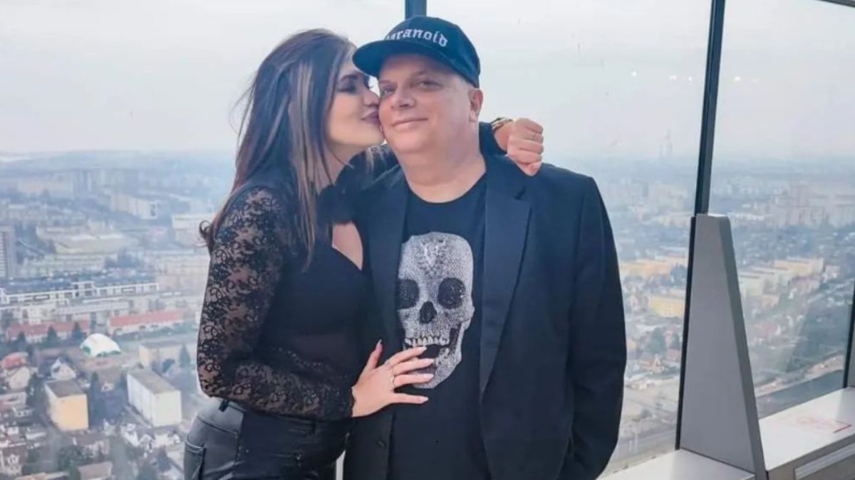 Krzysztof Skiba z partnerką Karoliną