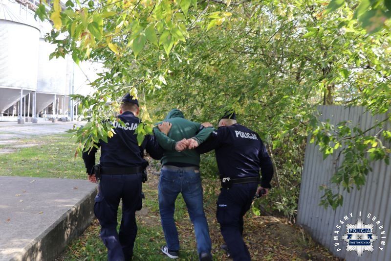 Opatowscy policjanci sprawdzili procedury podczas ćwiczeń kompleksowych „Silos 2026”