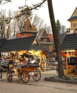 Zakopane rozszerza strefę płatnego parkowania. Opłaty nie dla miejscowych