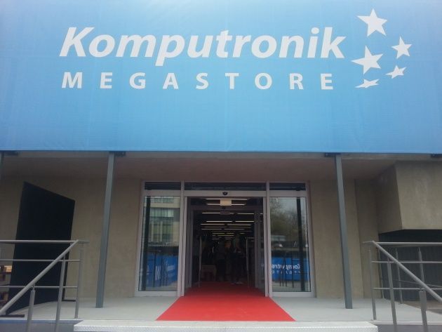 Komputronik Megastore: pierwsze nieoficjalne zdjęcia sklepu wejście