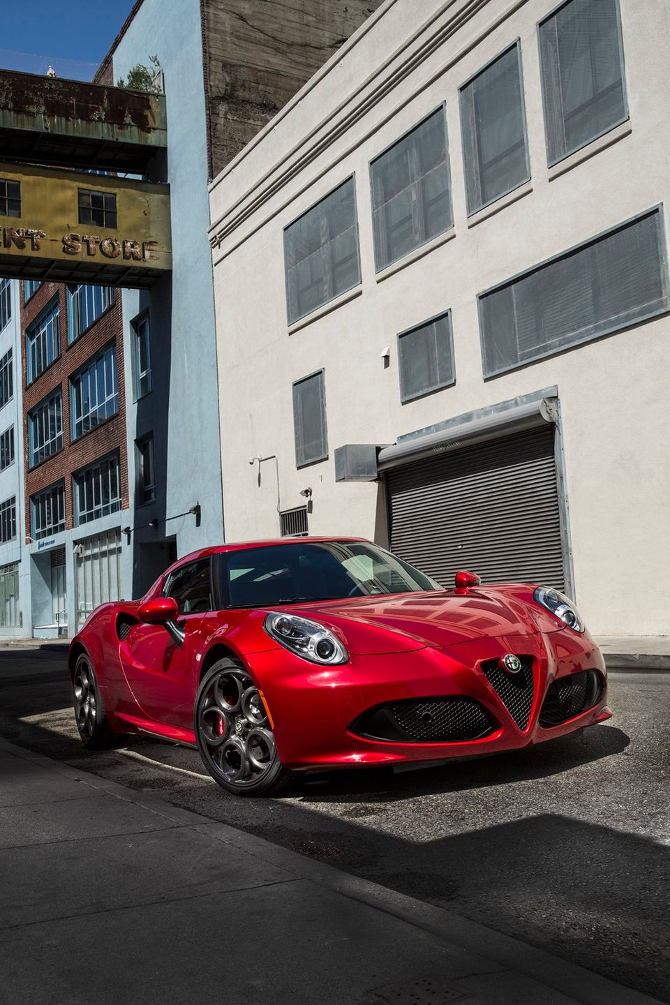 Alfa Romeo 4C w wersji na rynek amerykański w obszernej galerii zdjęć 145