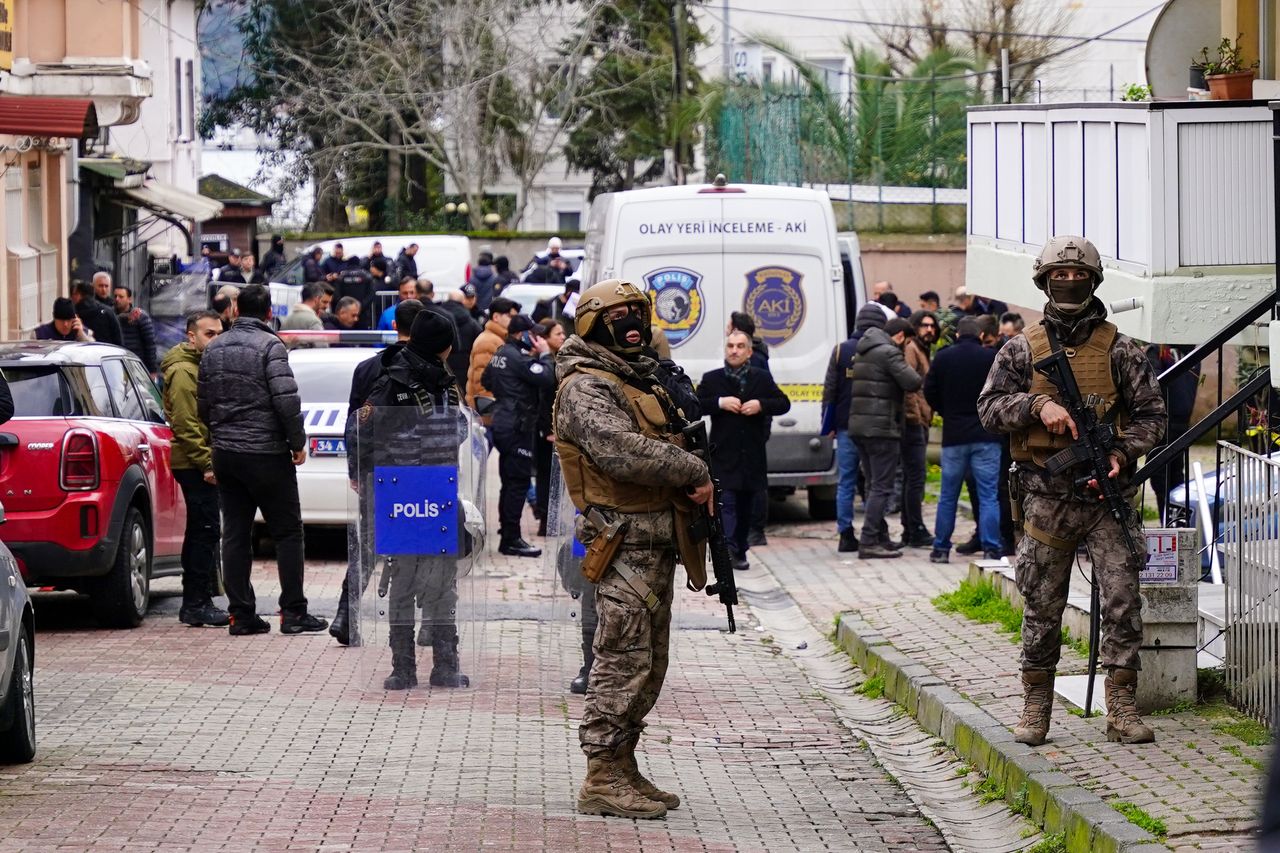 Turkey detains 100 suspected IS members in crackdown