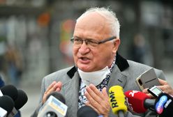 Prof. Krzysztof Simon w reklamie. "Promowałem polskie maseczki, nie chińskie"