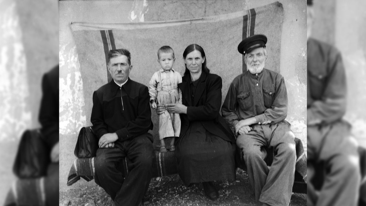 Historyczne zdjęcia z ZSRR odnalezione w opuszczonym domu 1