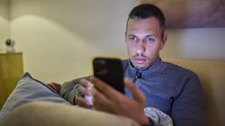 Regularnie budzisz się w nocy o tej samej porze? Tak organizm woła o pomoc