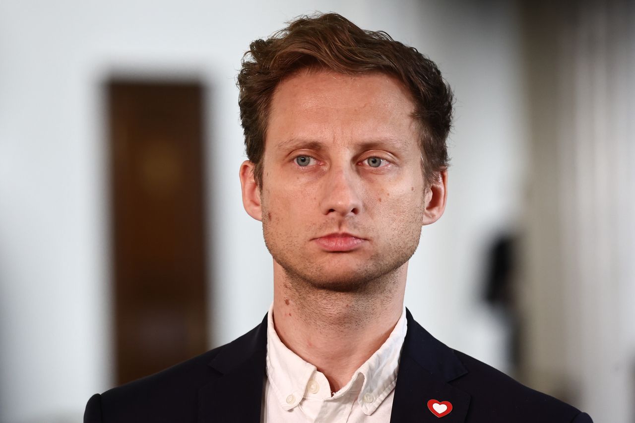 "Kłamstwo". BBN ostro reaguje na zarzuty ze strony Sterczewskiego