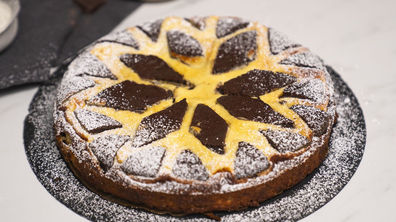 Nie musisz wybierać pomiędzy brownie a sernikiem. Zrób ciasto Płatek Śniegu