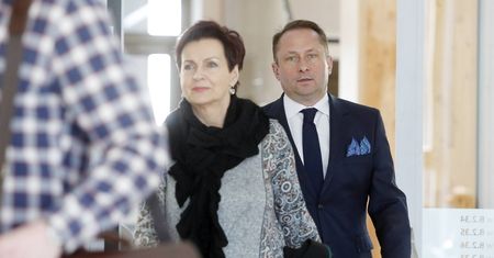 Kamil Durczok JUŻ SIĘ ROZWIÓDŁ? "Chciał rozstać się elegancko, bez kłótni i awantur" (ZDJĘCIA)