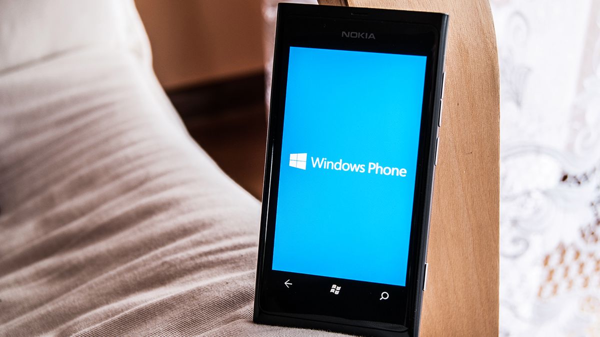 W skrócie: Carbon w Google Play, problem z Lumią 800 po aktualizacji, HTC M7 z nową matrycą? 1