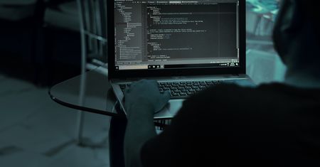 Rosja przeprowadziła cyberatak. Celem była ukraińska sieć energetyczna