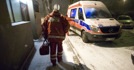 Podkarpacie: Tragiczna śmierć podczas odśnieżania dachu