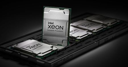 Intel Xeon w9-3495X podkręcony. Pobór mocy nowego procesora wyrywa z butów