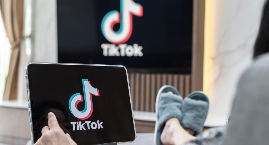 Ten rynek wideo przechodzi rewolucję. Media społecznościowe gonią telewizję