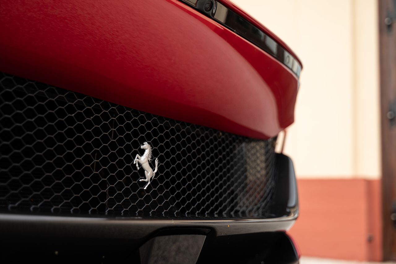 Ferrari Purosangue Handling Speciale