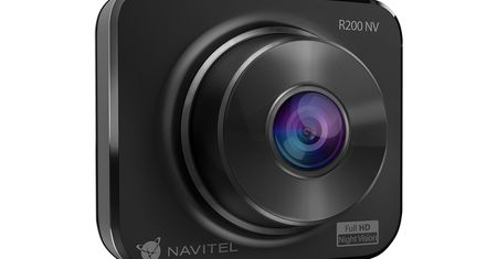 Ochrona w dzień i w nocy - wideorejestrator Navitel R200 z Night Vision