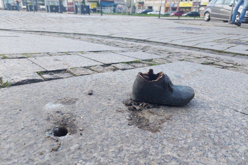 Powiat inowrocławski odnotowuje wysoką przestępczość, szczególnie w miastach takich jak Inowrocław, Gniewkowo, Janikowo, Kruszwica i Pakość. Miasta te zajmują czołowe miejsca w kraju pod względem liczby przestępstw na 1000 mieszkańców.