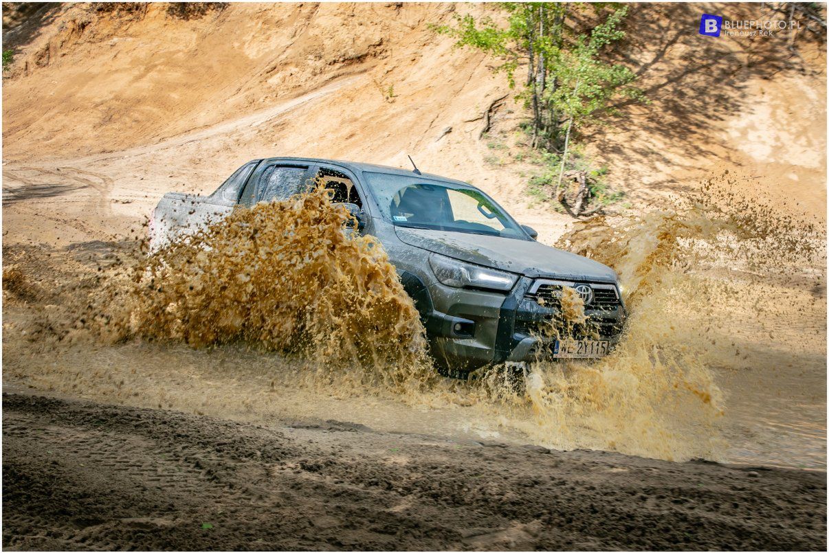 Offroad Marcina: Toyota Hilux 2.8 - niezawodna pod każdym względem