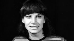 Była w ciąży. Odeszła od męża po skandalu. Związała się z Suzinem