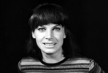 Była w ciąży. Odeszła od męża po skandalu. Związała się z Suzinem