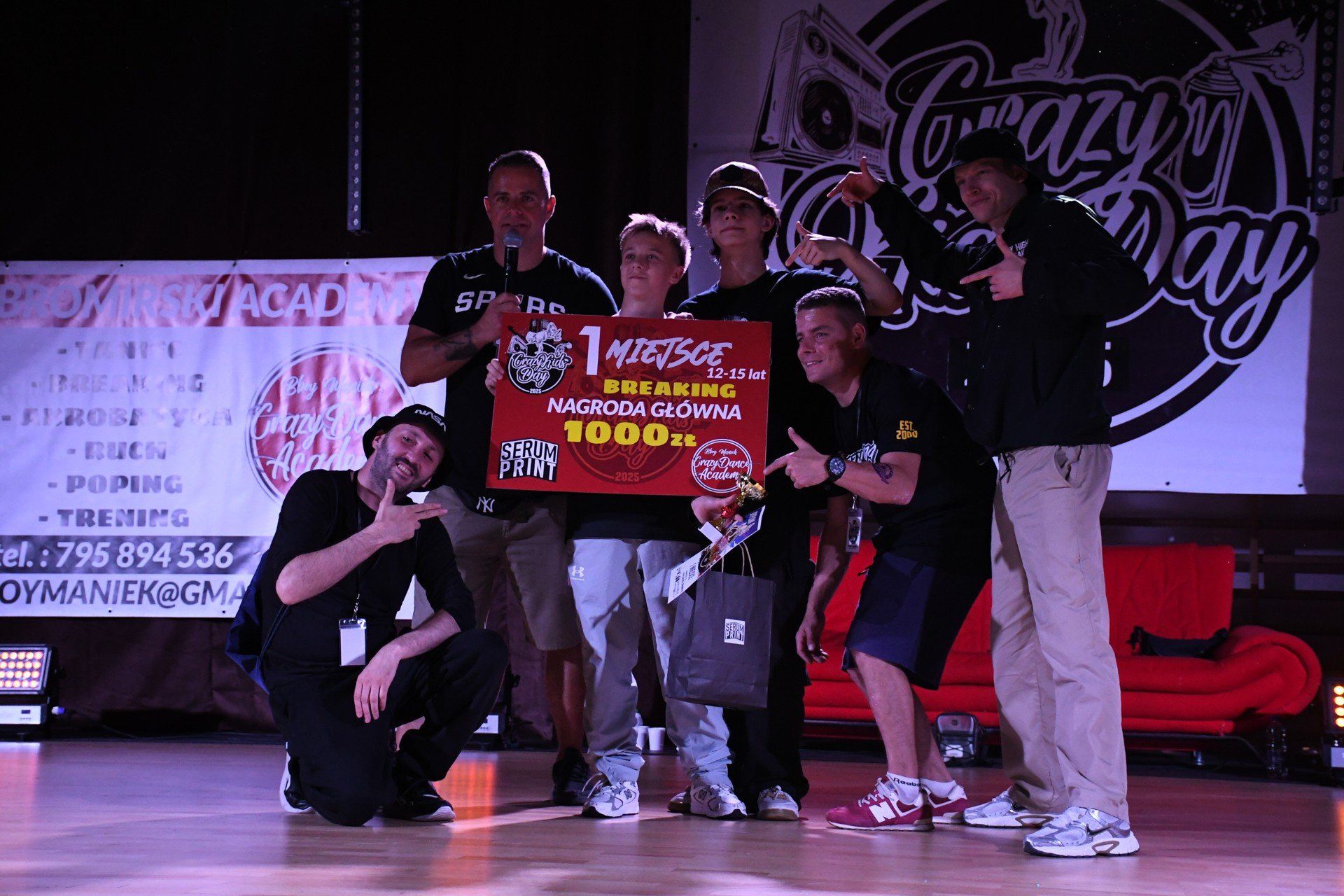 Koncert Kabano i Zeily podczas Crazy Kids Day 2025 we Włocławku.