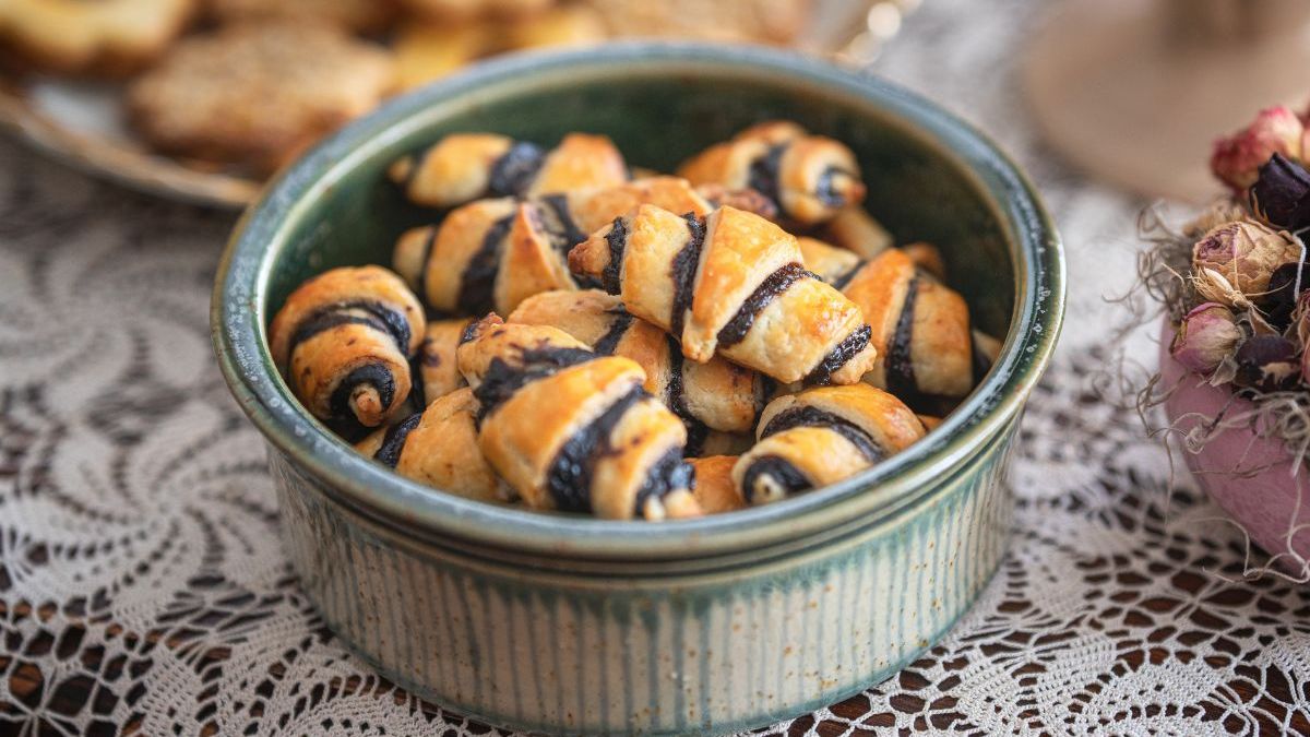 Rogaliki kruche z makiem są łatwe do przygotowania na święta