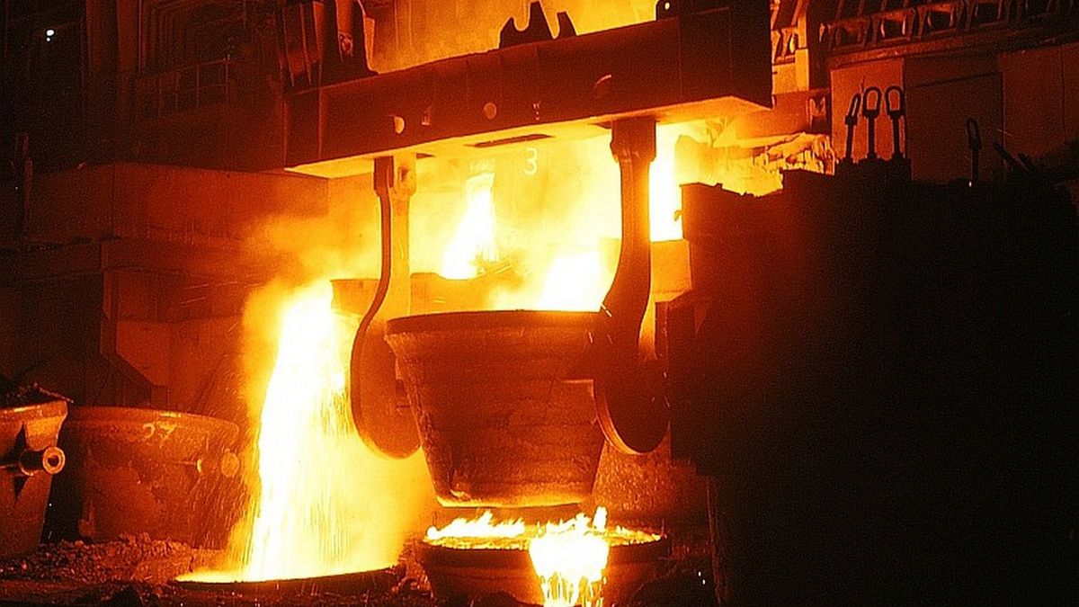 Huta. Hutnictwo, Stal