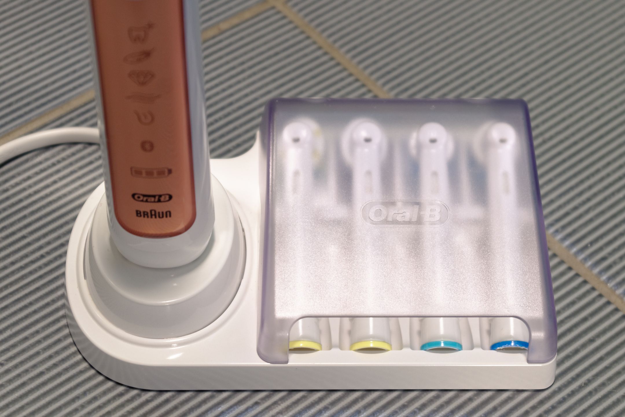 Oral-B Genius 9000 – świetna szczoteczka, która nauczy cię myć zęby 5