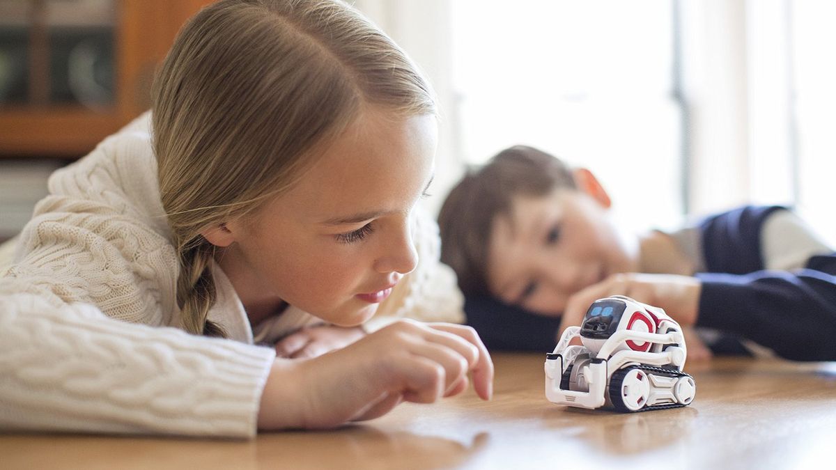 Anki Cozmo: robot o wyglądzie sympatycznej zabawki wyposażony w sztuczną inteligencję 1