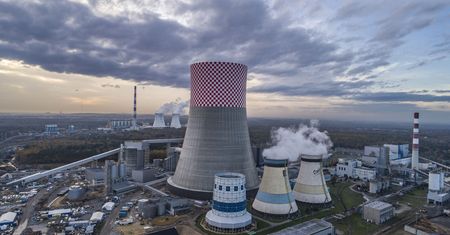 Wstrzymano naprawę bloku elektrowni Jaworzno. Tauron mówi o "szantażu biznesowym"