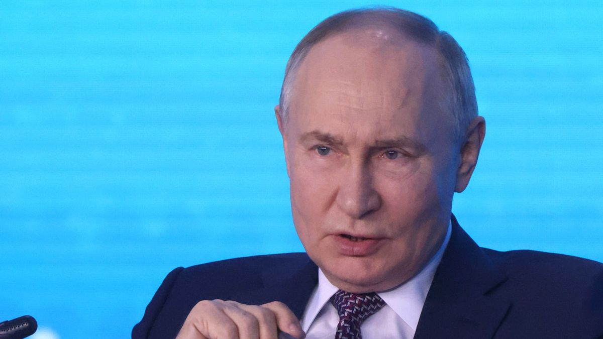 Władimir Putin wykorzystuje sobowtórów.