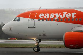 Martwa kobieta w samolocie. Pasażerka zabrała głos