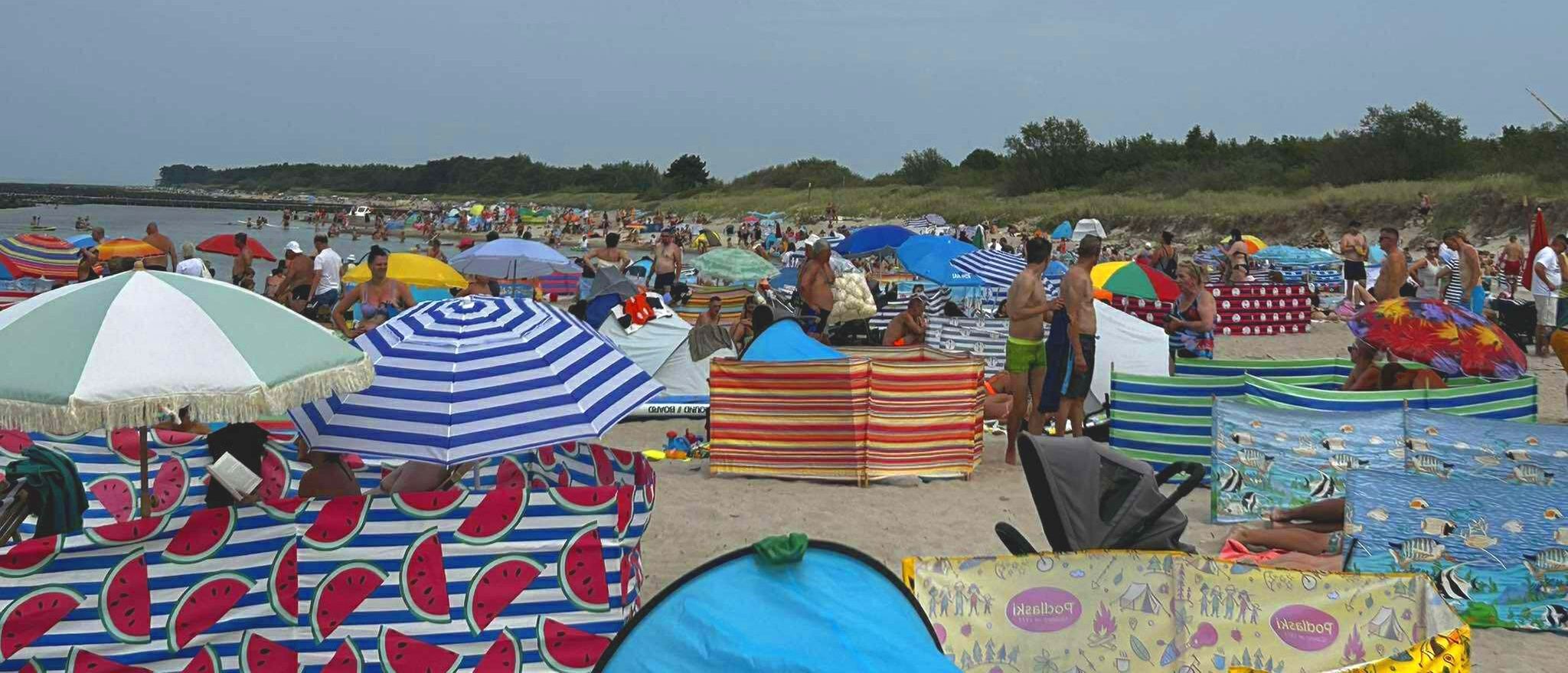 Plaża w Darłówku pęka w szwach