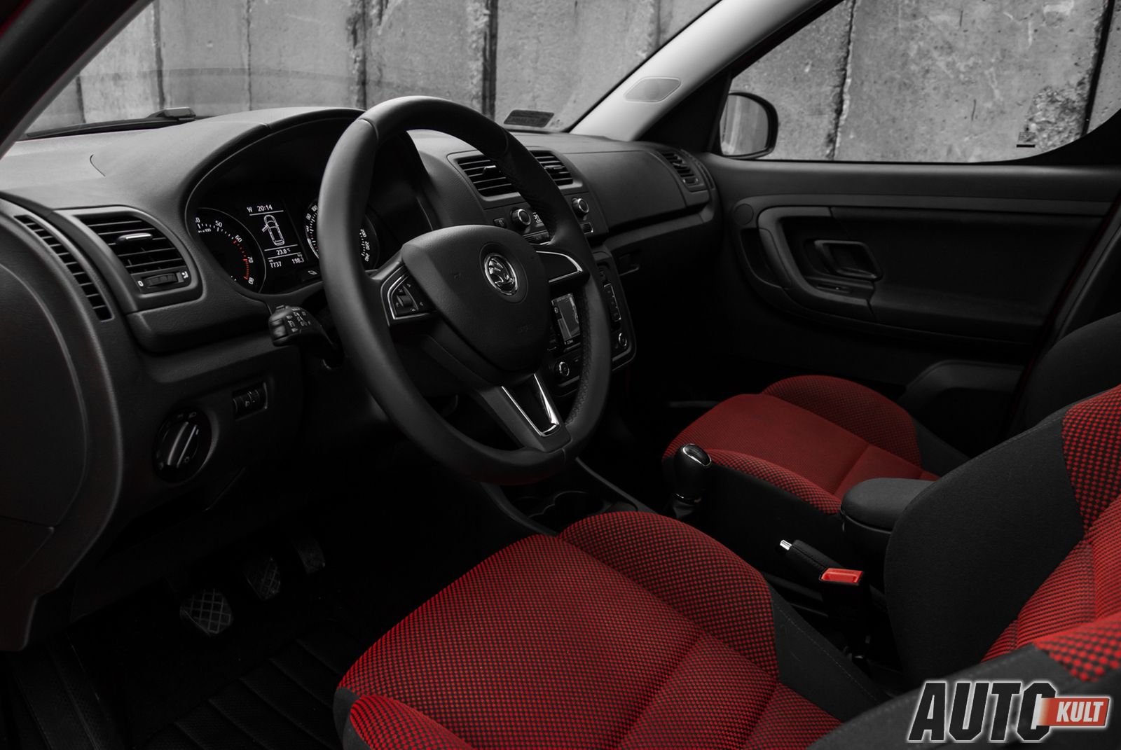 Škoda Roomster Noire 1.2 TSI - test [galeria] 9