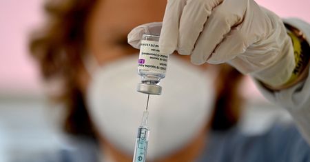 Szczepienie na COVID. Norwegia rezygnuje z dwóch preparatów