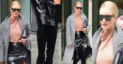 #TRENDY: Rosie Huntington-Whiteley w płaszczu w pepitkę