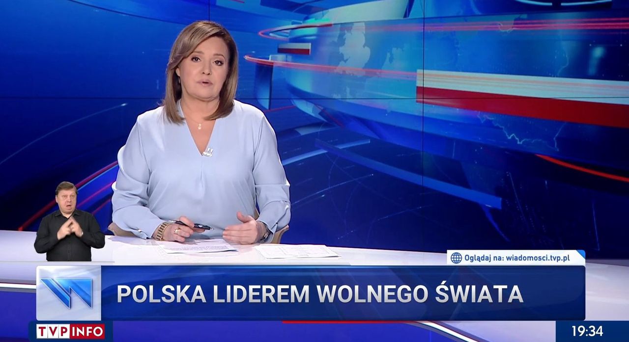 Kuriozalny materiał "Wiadomości". Na tym zdjęciu TVP doszukała się symbolu